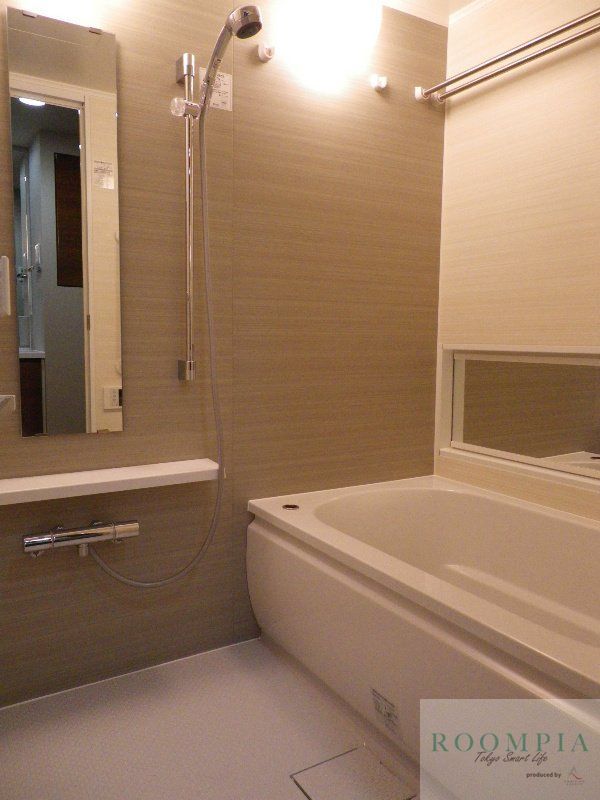 バス・シャワールーム　バス