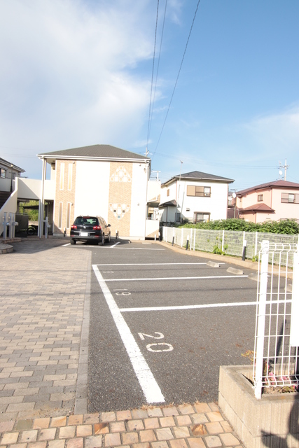 駐車場　【空要確認】敷地内駐車場