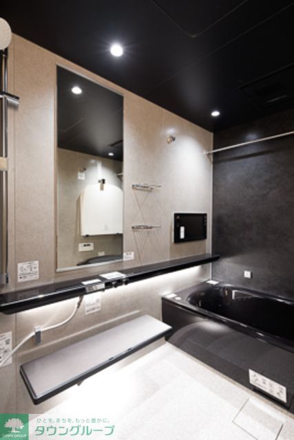 バス・シャワールーム　※写真は同タイプ住戸です。