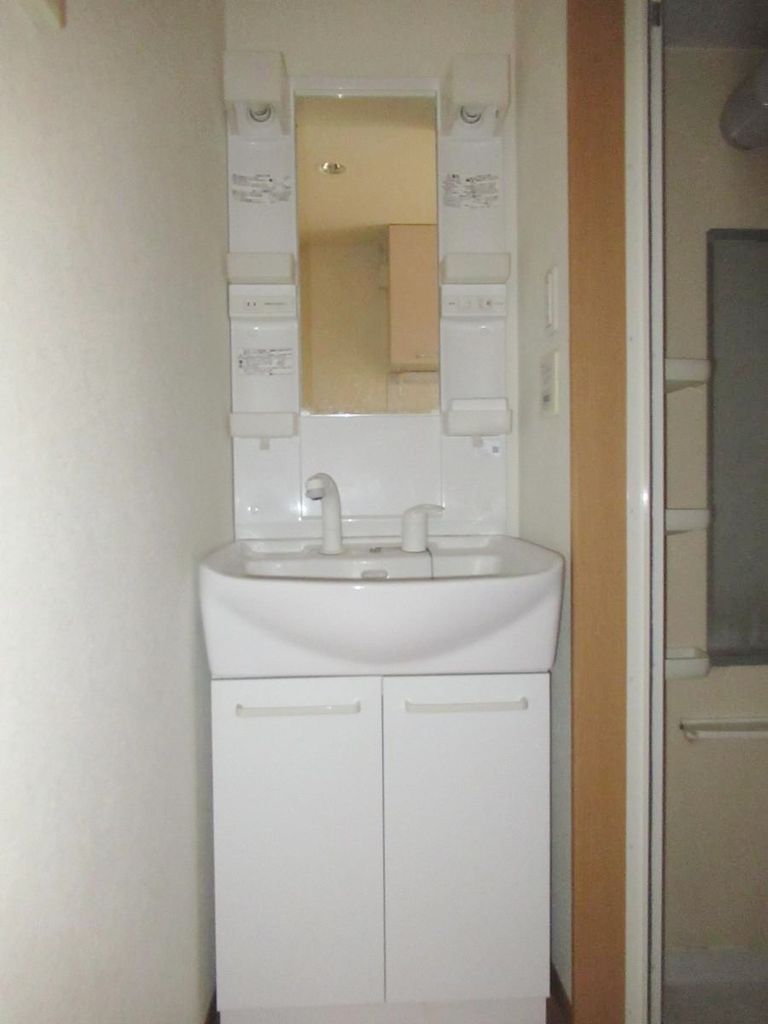 洗面設備　独立洗面台