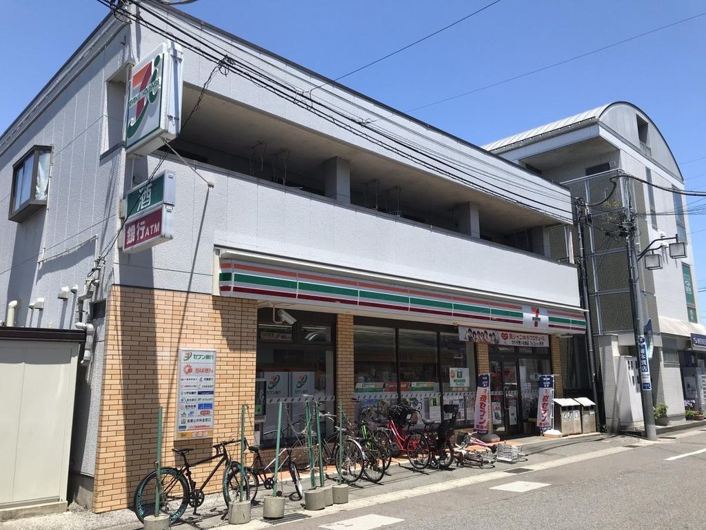 コンビニ　セブンイレブン流山初石駅前店（コンビニ）まで90m