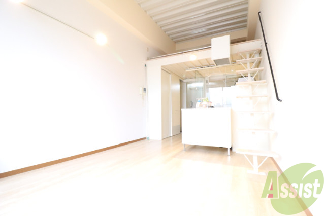 その他部屋・スペース　明るいお部屋で日差しが気持ちいい！