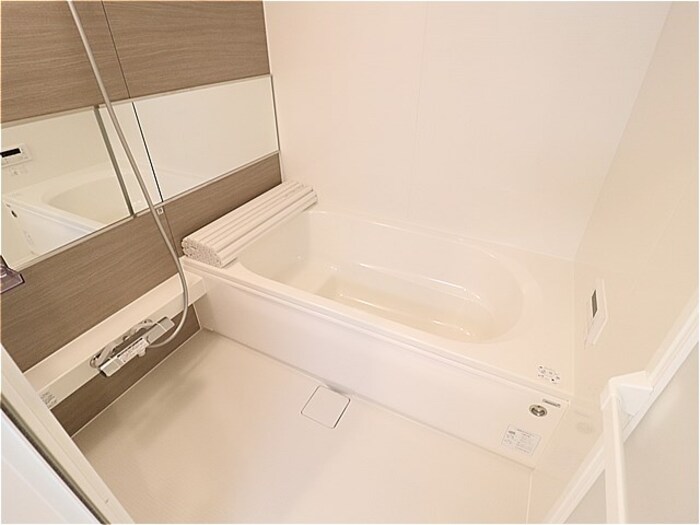 バス・シャワールーム　きれいなお風呂です