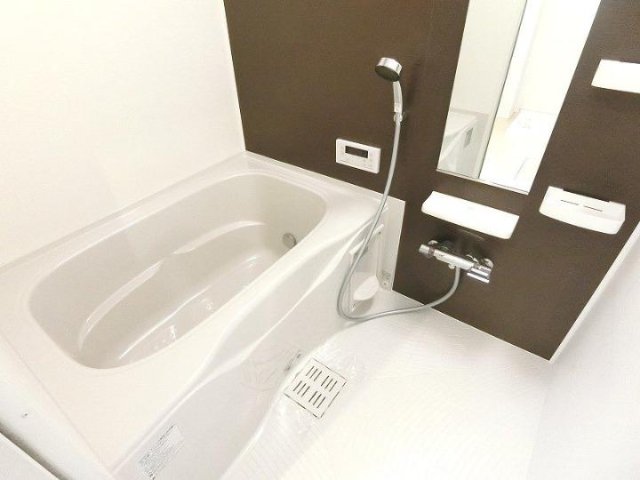 バス・シャワールーム　ゆったり過ごせるお風呂です