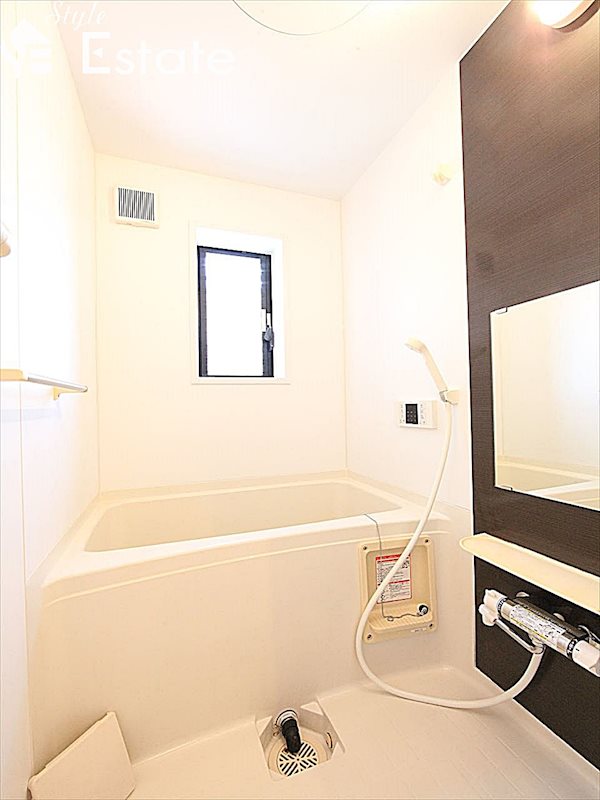 バス・シャワールーム　バスルーム