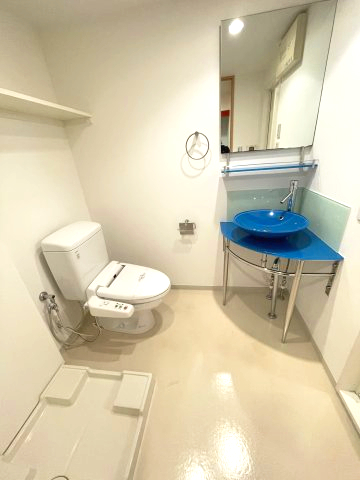 洗面設備　(参考)同マンション他部屋の写真