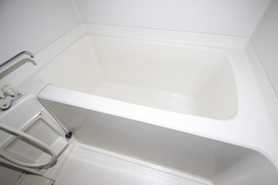 バス・シャワールーム　※別部屋の写真です