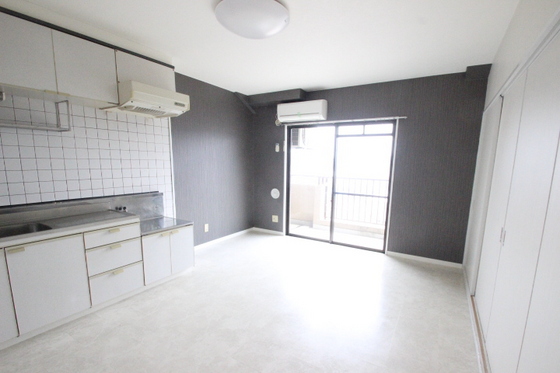 居室・リビング　※別部屋の写真です