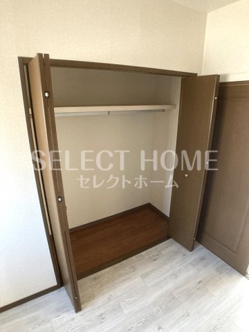 収納　たっぷりとした収納スペースです 同型タイプ