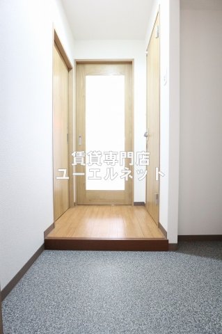 玄関　住まいの顔ともなる玄関