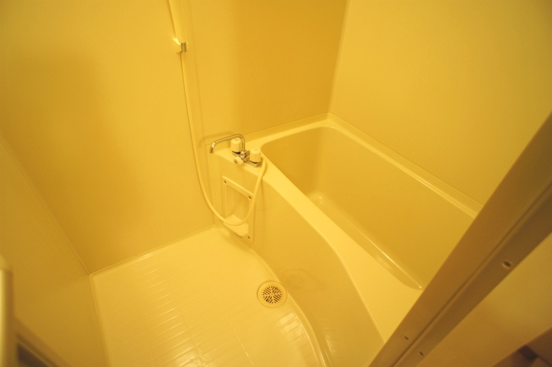 バス・シャワールーム　きれいなお風呂です