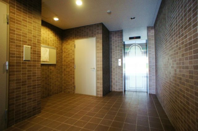 ロビー　清潔なロビーです