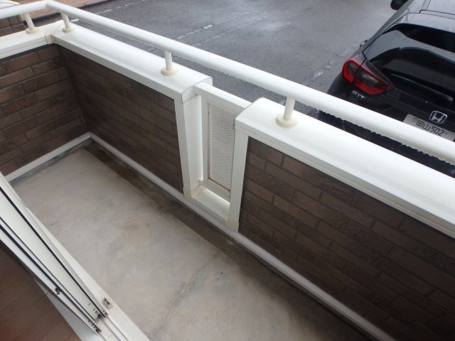 バルコニー　総社市井手　グランパレＫ　1Ｋ　バルコニー