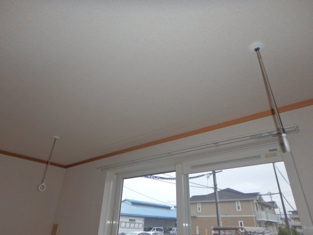 その他設備　総社市井手　グランパレＫ　1Ｋ　室内物干し