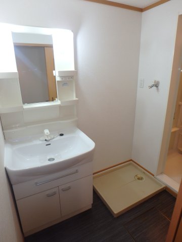 洗面設備　総社市井手　グランパレＫ　1Ｋ　洗面所