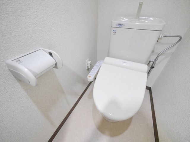 トイレ　※別部屋参考写真です