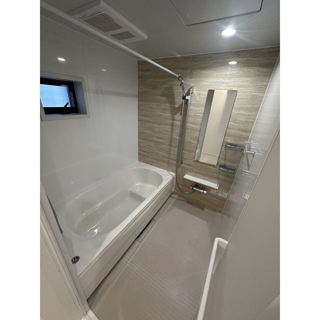 バス・シャワールーム　お風呂です