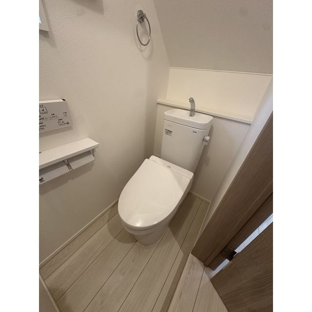 トイレ　落ち着いたトイレです