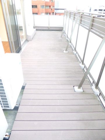 バルコニー　バルコニー