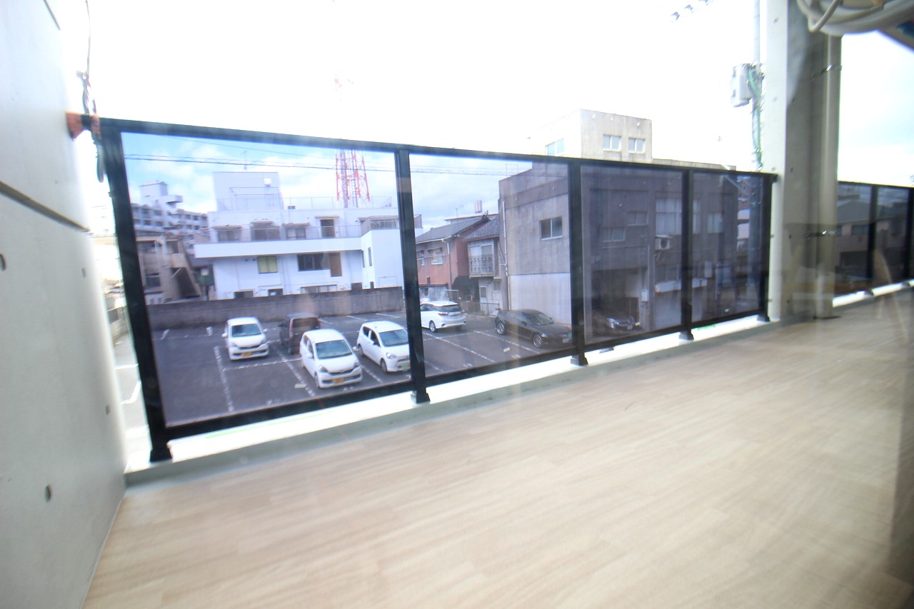 バルコニー　※別号室の掲載写真です。ご参照ください。
