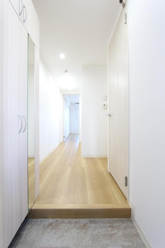 玄関　同タイプ・参考写真