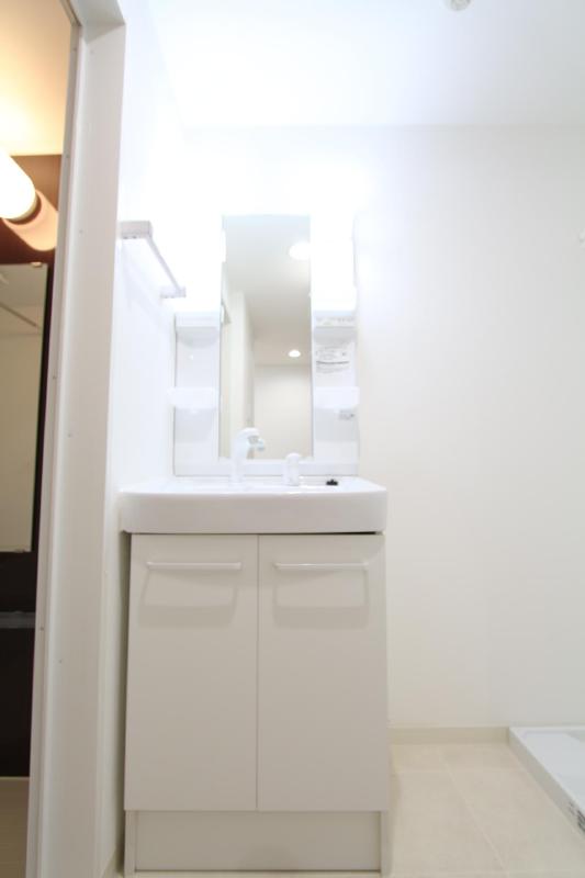 洗面設備　同タイプ・参考写真