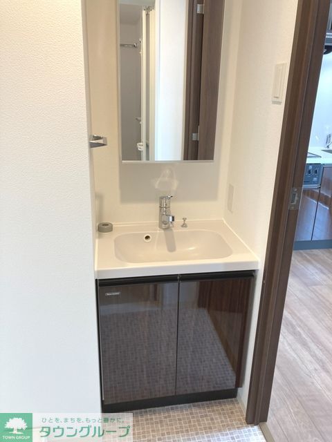 洗面設備　※写真は同タイプ住戸です。