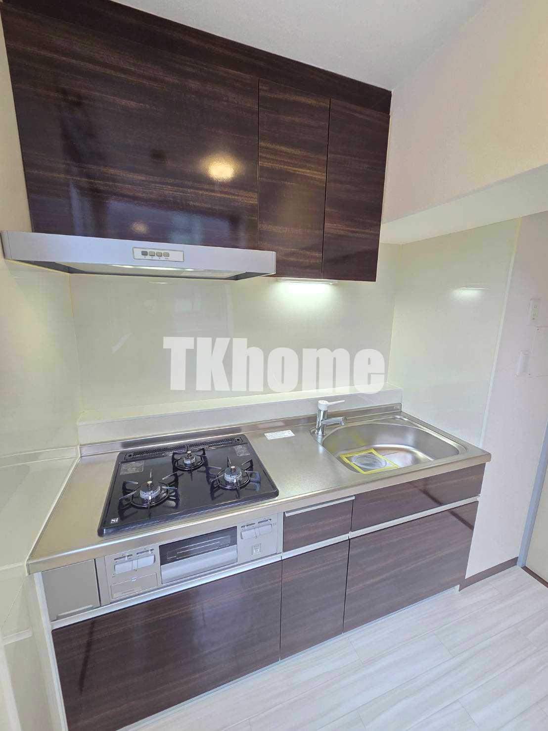 キッチン　３ツ口ガスシステムキッチン