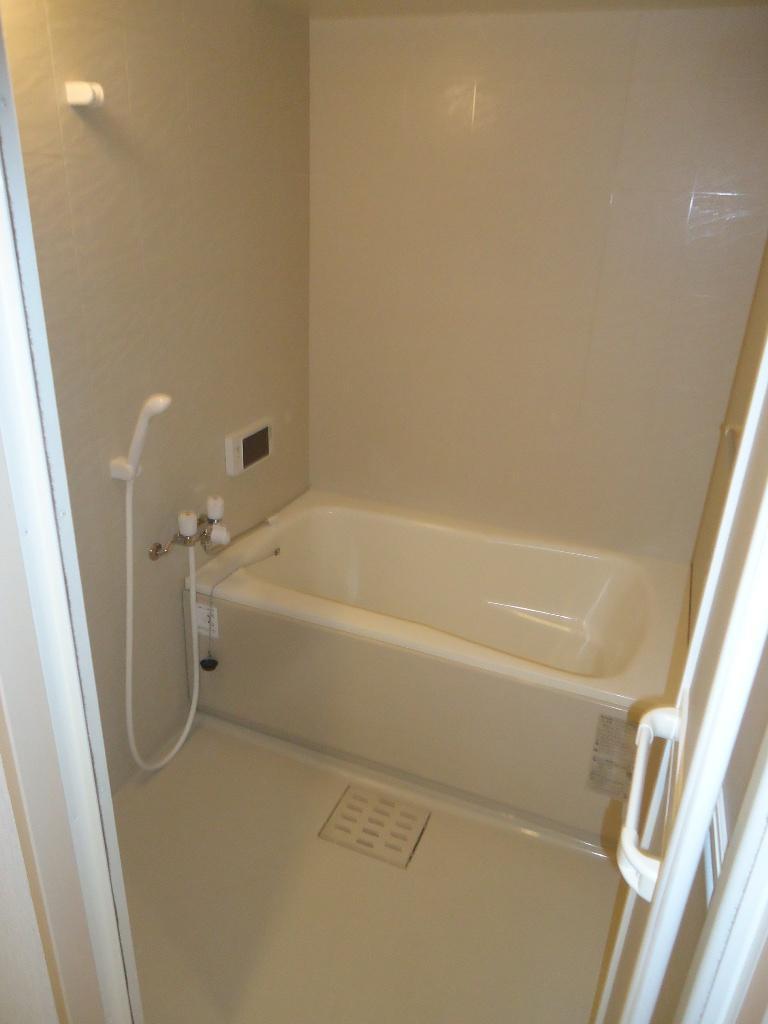 バス・シャワールーム　浴室