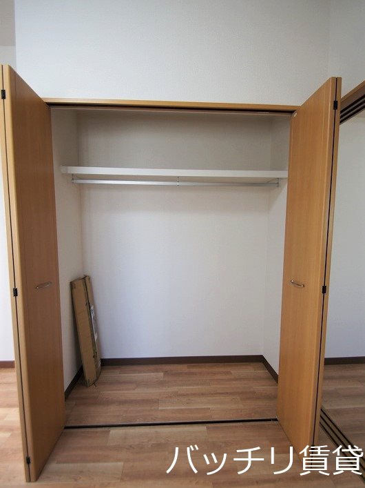 収納　同型タイプの為、現状を優先致します。