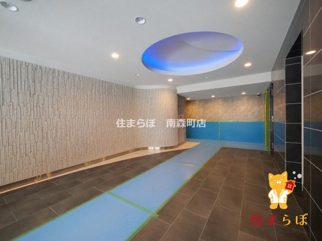 エントランス　共用部の印象も大切に