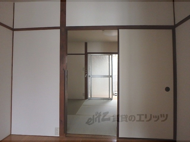 居室・リビング　和室