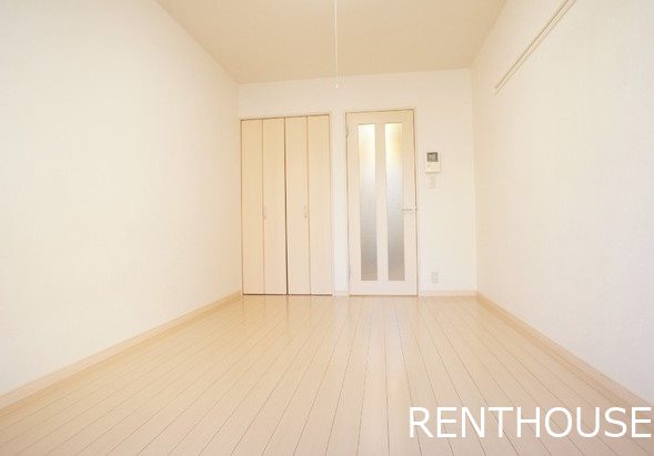 居室・リビング　別号室の写真です