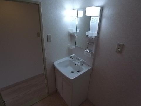 洗面設備　洗髪洗面化粧台