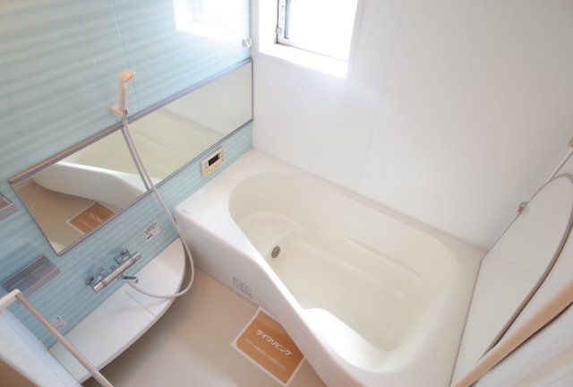 バス・シャワールーム　お風呂