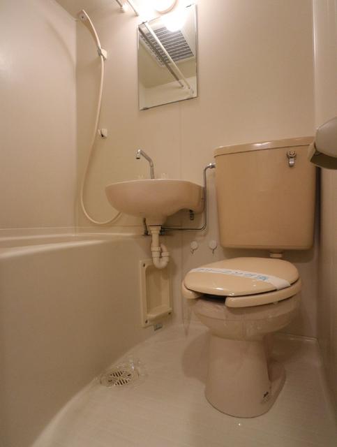 バス・シャワールーム　バス　※同物件・同仕様画像