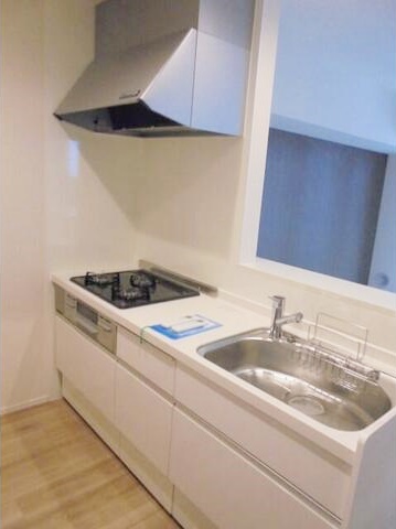 キッチン　周りを見渡しながら調理のできるカウンターキッチンです♪