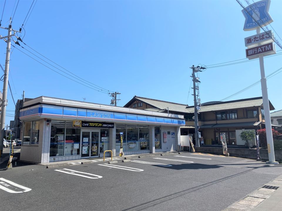 コンビニ　ローソン鹿児島荒田八幡店（コンビニ）まで210m