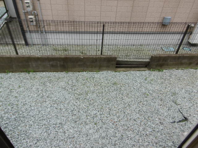 バルコニー　テラス