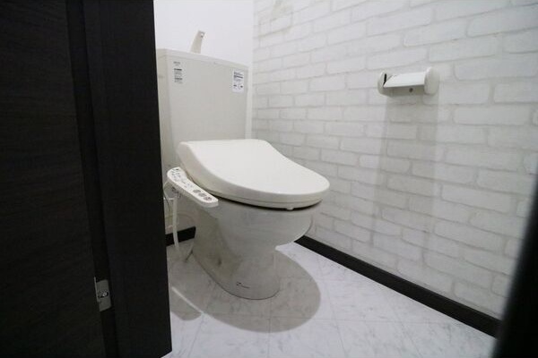 トイレ　ウォシュレット設置済みです！