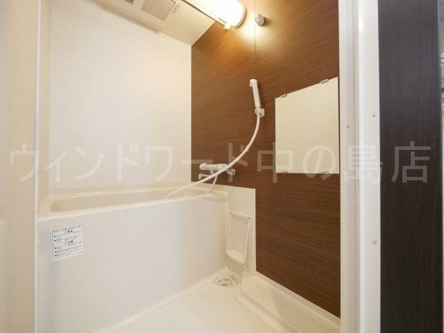 バス・シャワールーム　詳細は、ウィンドワード中の島店までご相談下さい。