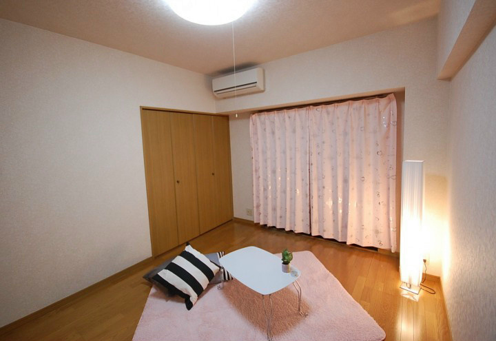 居室・リビング　※反転タイプ別号室参考写真