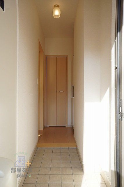 玄関　※同仕様写真です