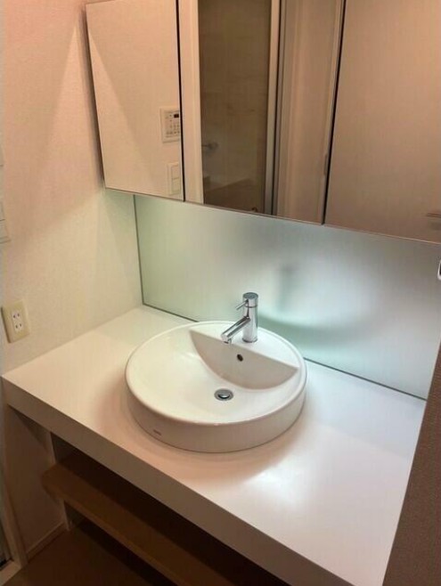 洗面設備　※こちらの写真は他部屋になり参考写真です