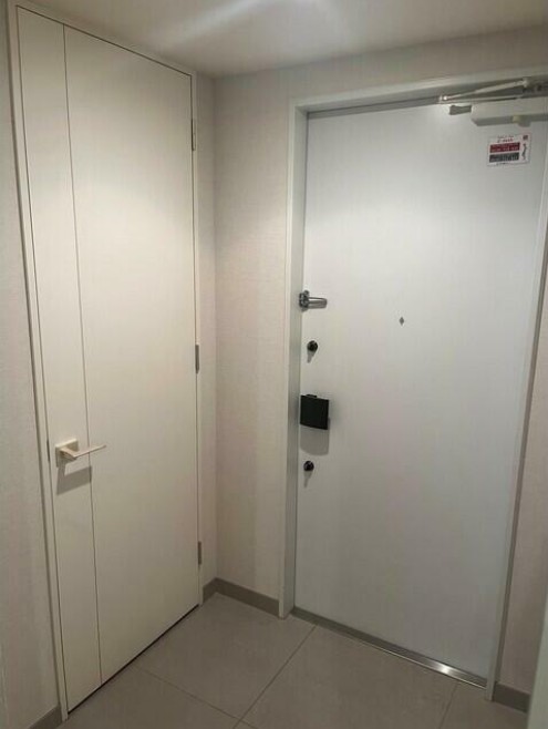玄関　※こちらの写真は他部屋になり参考写真です