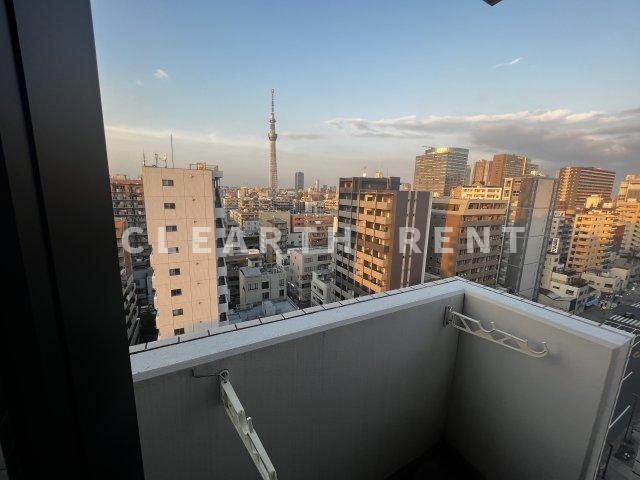 バルコニー　室内洗濯機置き場