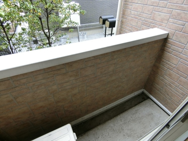 バルコニー　図面と現状に相違がある場合には現状を優先