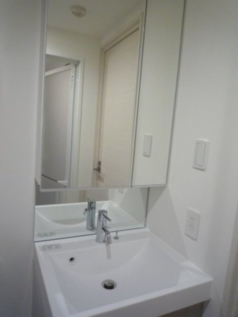 洗面設備　（別タイプ参考写真）アクサス文京東大前　文京区向丘2