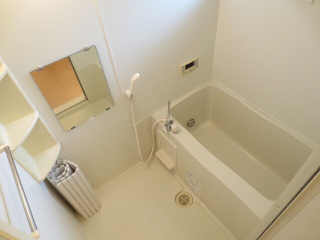 バス・シャワールーム　１０３　バスルーム