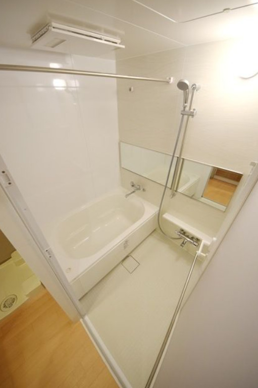 バス・シャワールーム　※別部屋参考写真